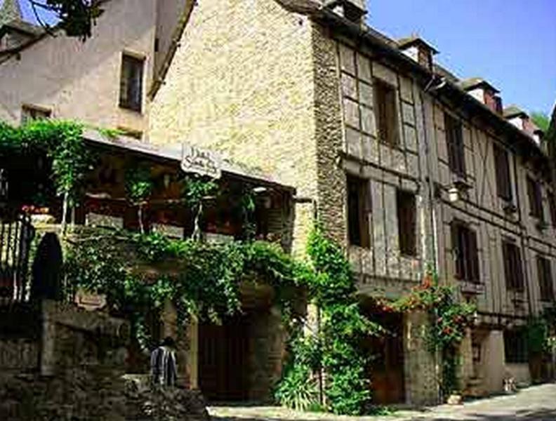Hotel Sainte Foy Conques Exterior foto