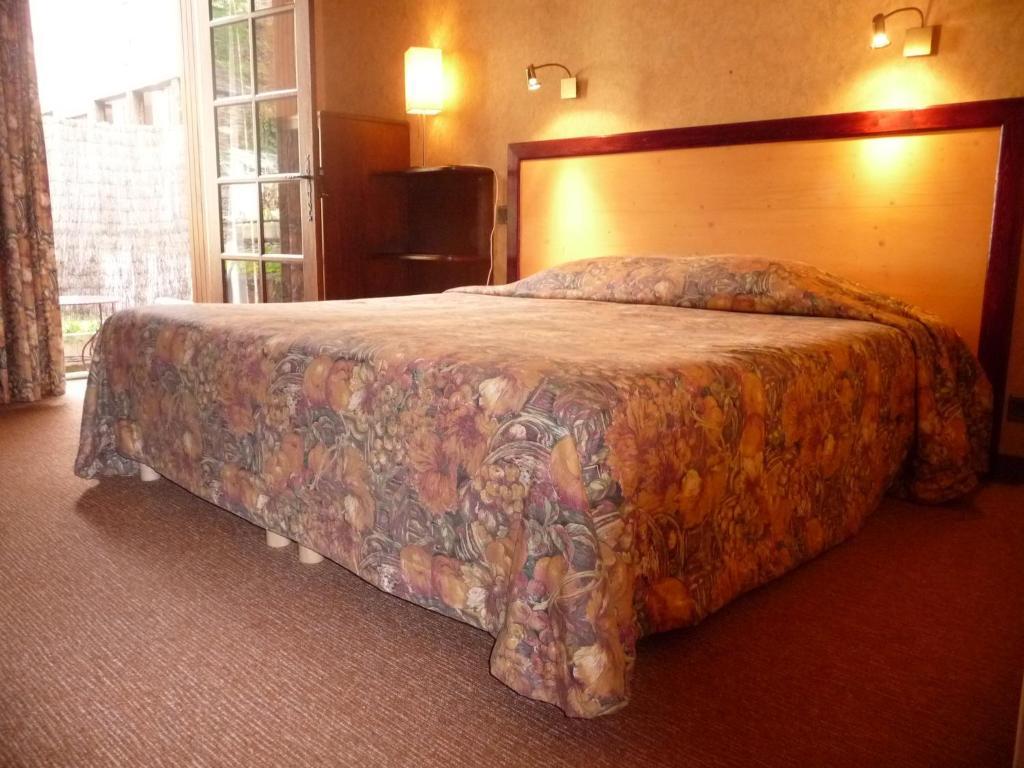 Hotel Sainte Foy Conques Habitación foto