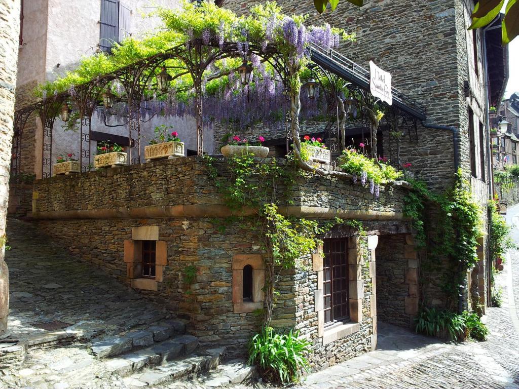 Hotel Sainte Foy Conques Exterior foto